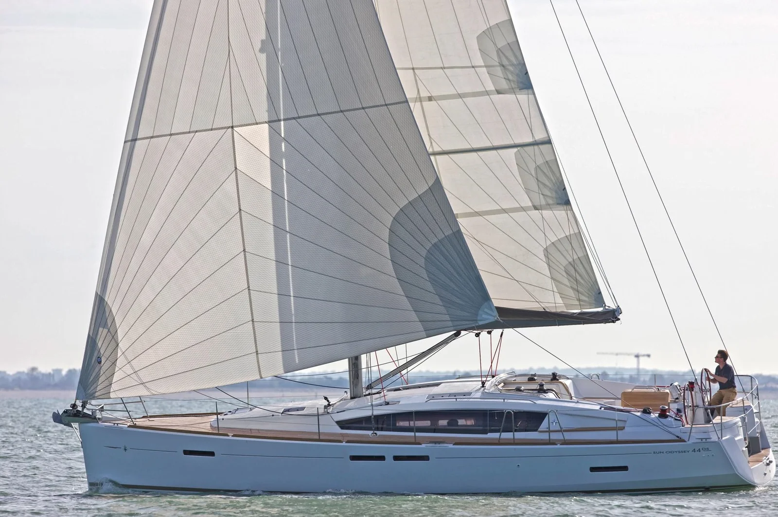 Fountaine Pajot Astrea 42 — under sail